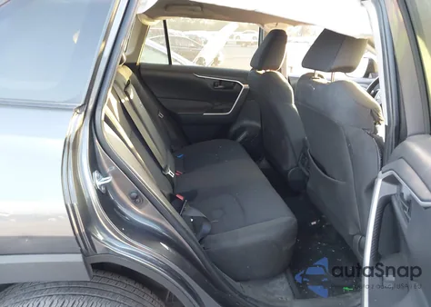 2024 Toyota Rav4 Le z USA, uszkodzony, nr VIN 2T3H1RFV4RC256093